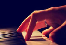 曾效力金州勇士！杰斯父亲杰森-理查德森现场观战为儿子加油10033.